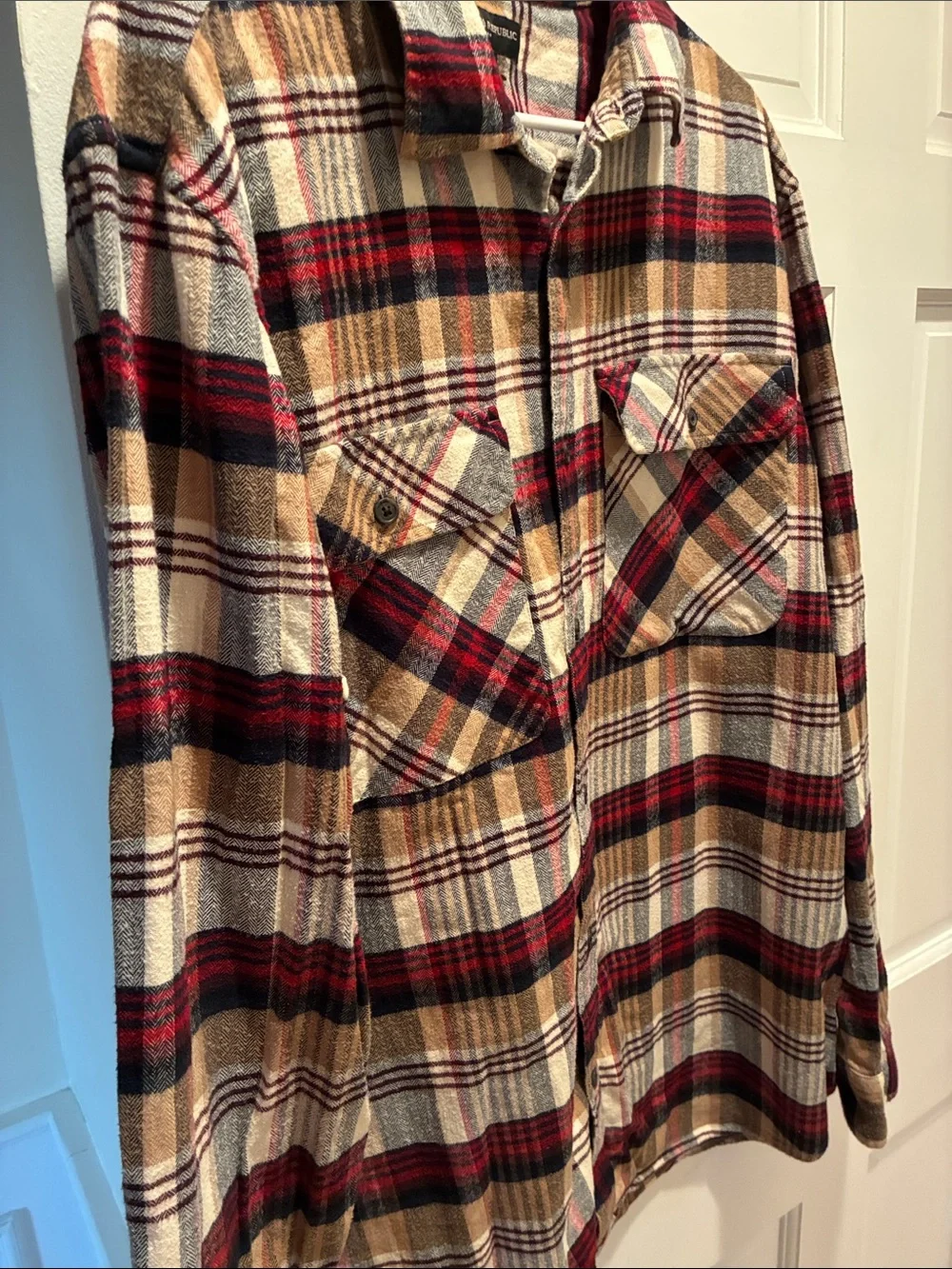 Banana Republic Men’s Red, Tan, Cream & Black Plaid Button-Front Shirt